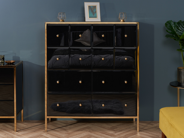Fenwick Merchant Chest